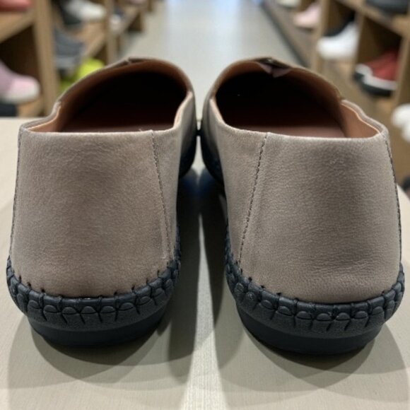 Trotters Ruby Grey Warm and Cozy Slippers - Size 8 - Picture 5 of 8